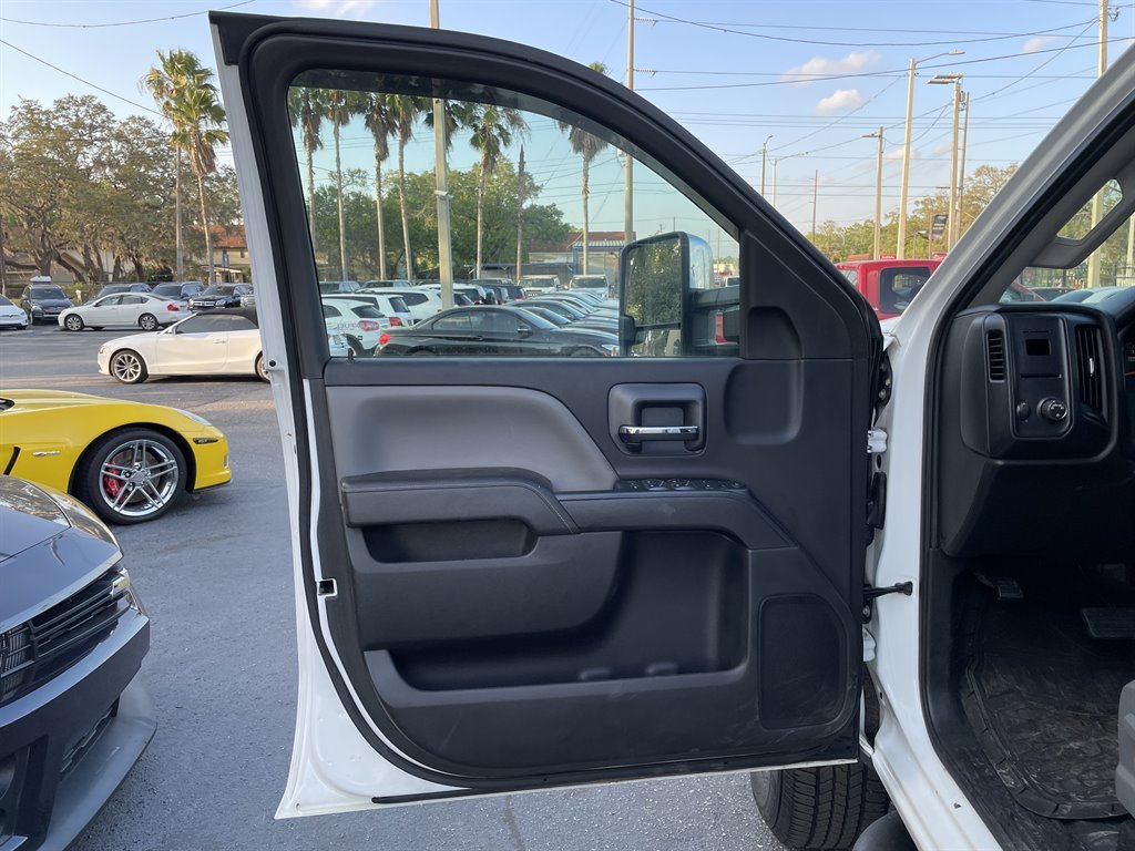 2015 Chevrolet Silverado - $17,999