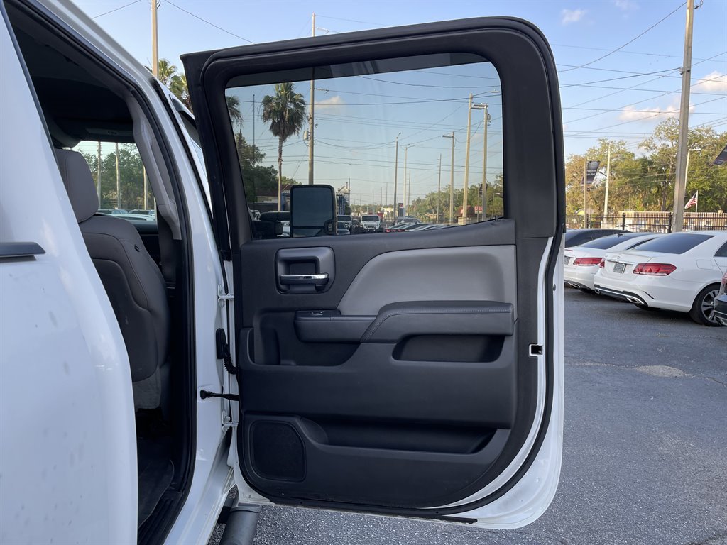 2015 Chevrolet Silverado - $17,999