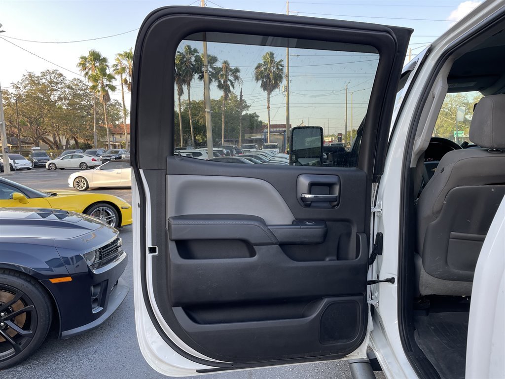 2015 Chevrolet Silverado - $17,999