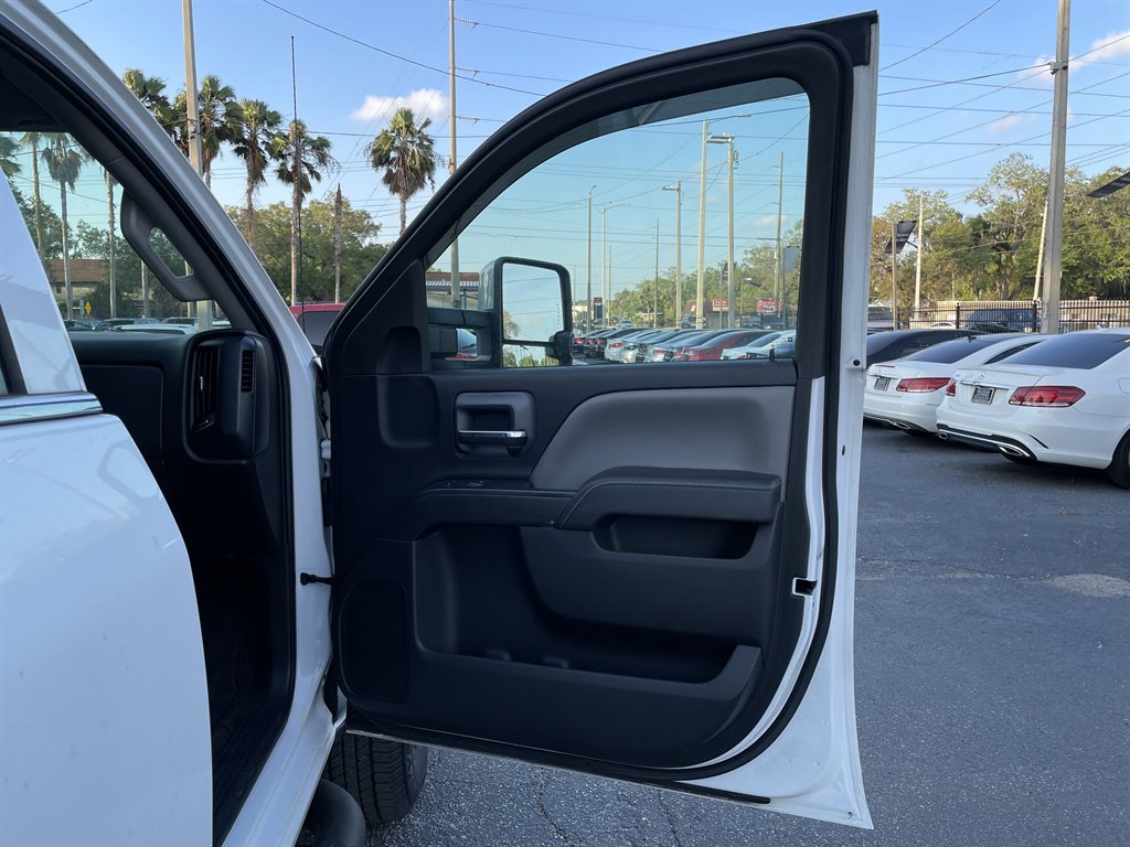2015 Chevrolet Silverado - $17,999