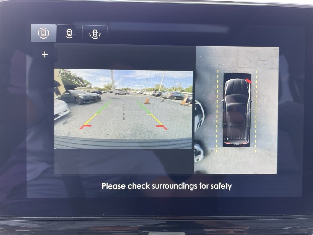 2018 Lincoln Navigator - $39,999