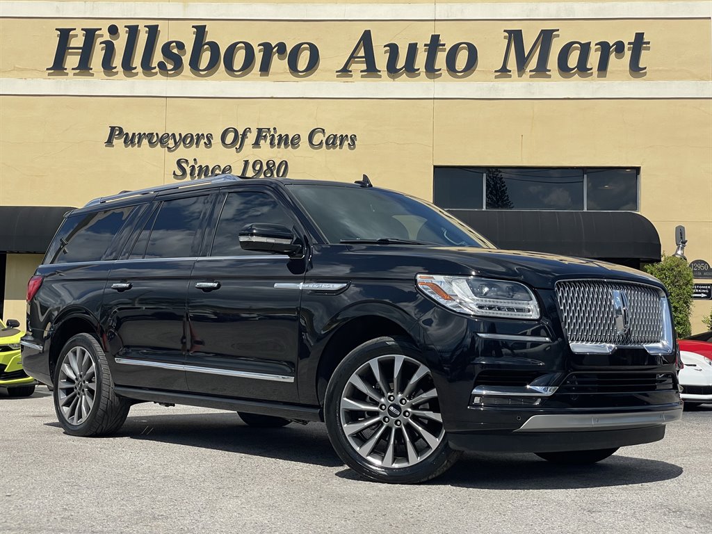 2019 Lincoln Navigator - $32,999