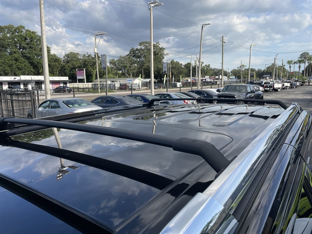 2019 Lincoln Navigator - $32,999
