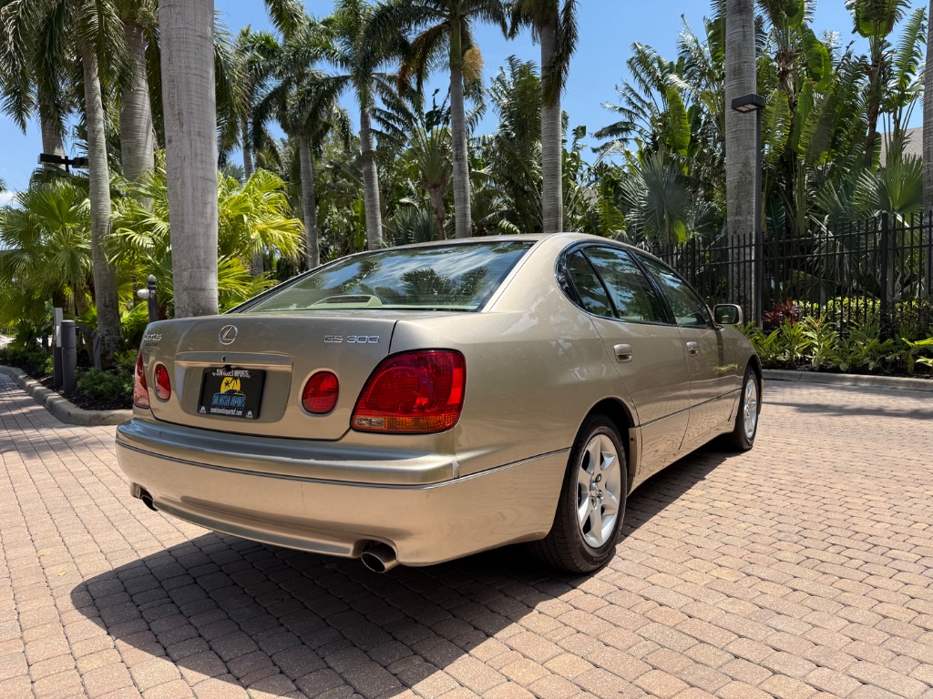 2001 Lexus GS 300 photo