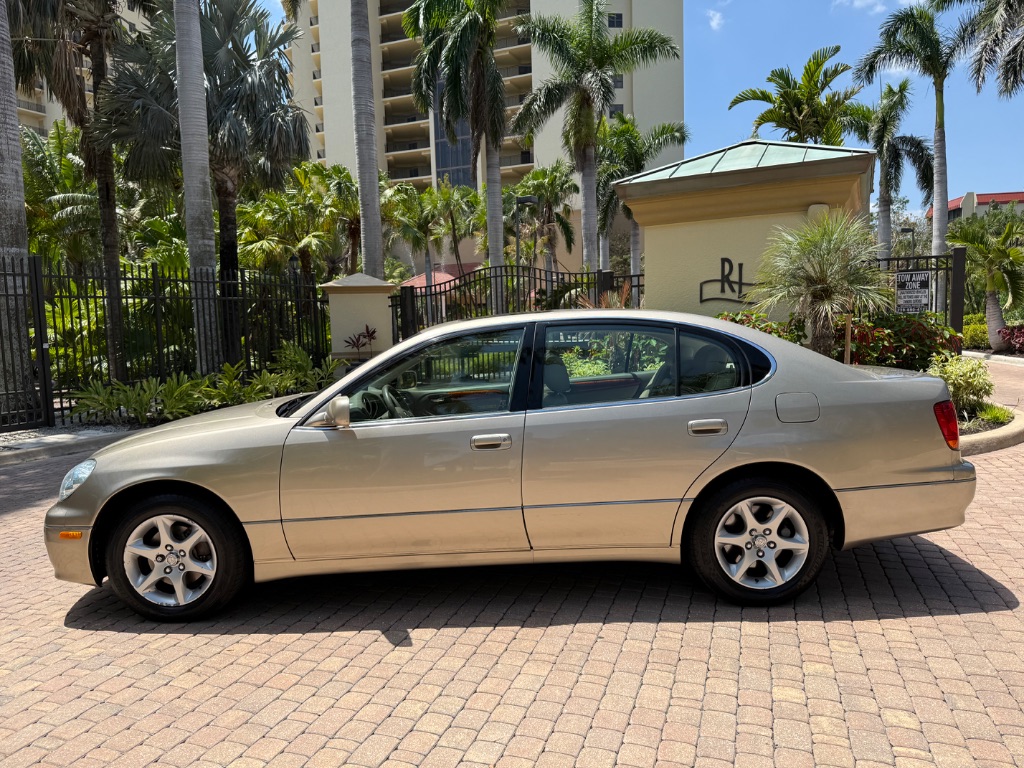 2001 Lexus GS 300 photo