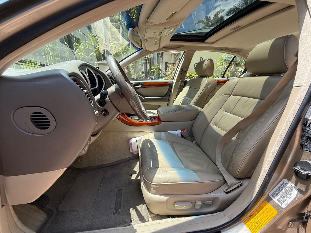 2001 Lexus GS 300 photo