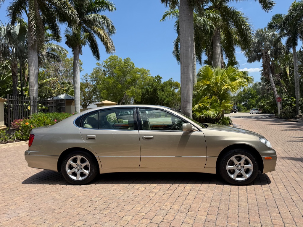 2001 Lexus GS 300 photo