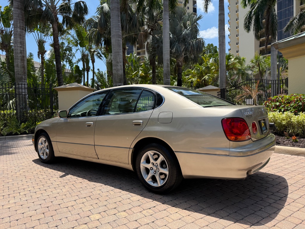 2001 Lexus GS 300 photo