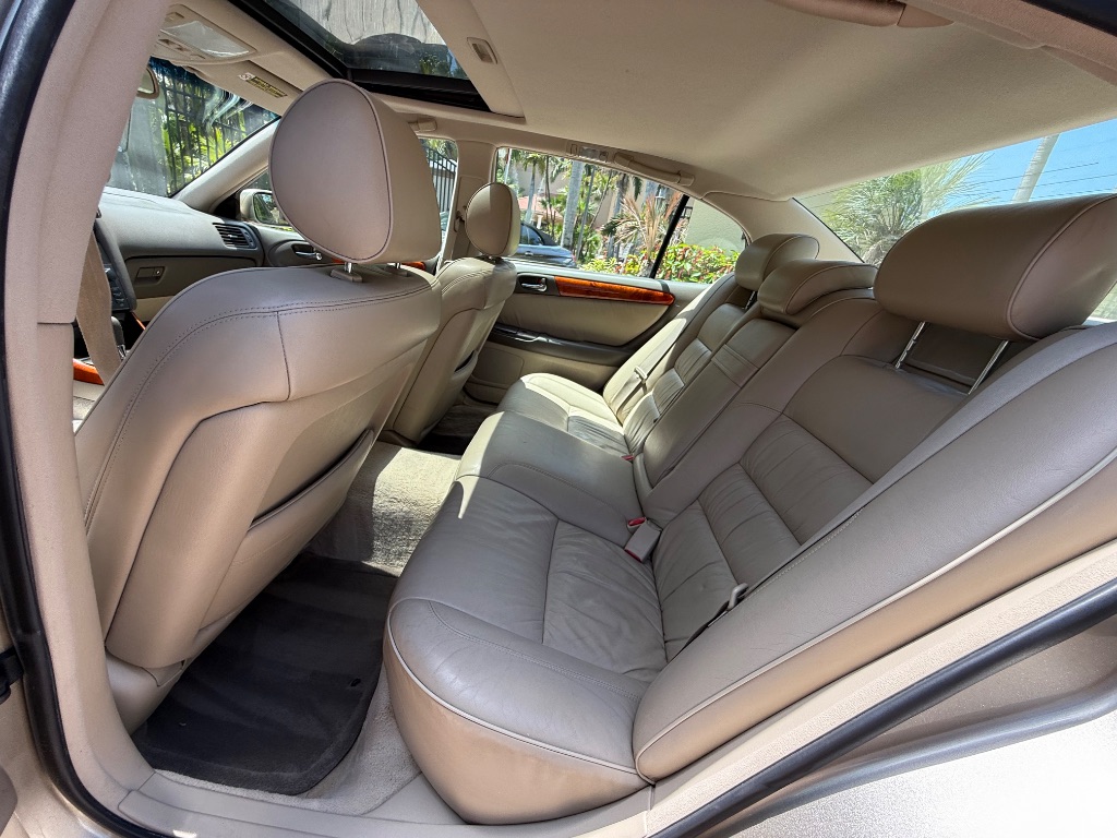 2001 Lexus GS 300 photo