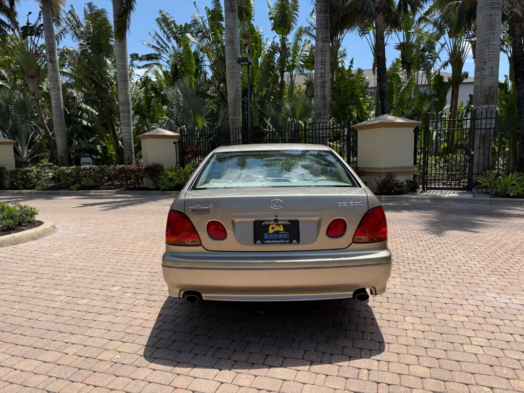 2001 Lexus GS 300 photo