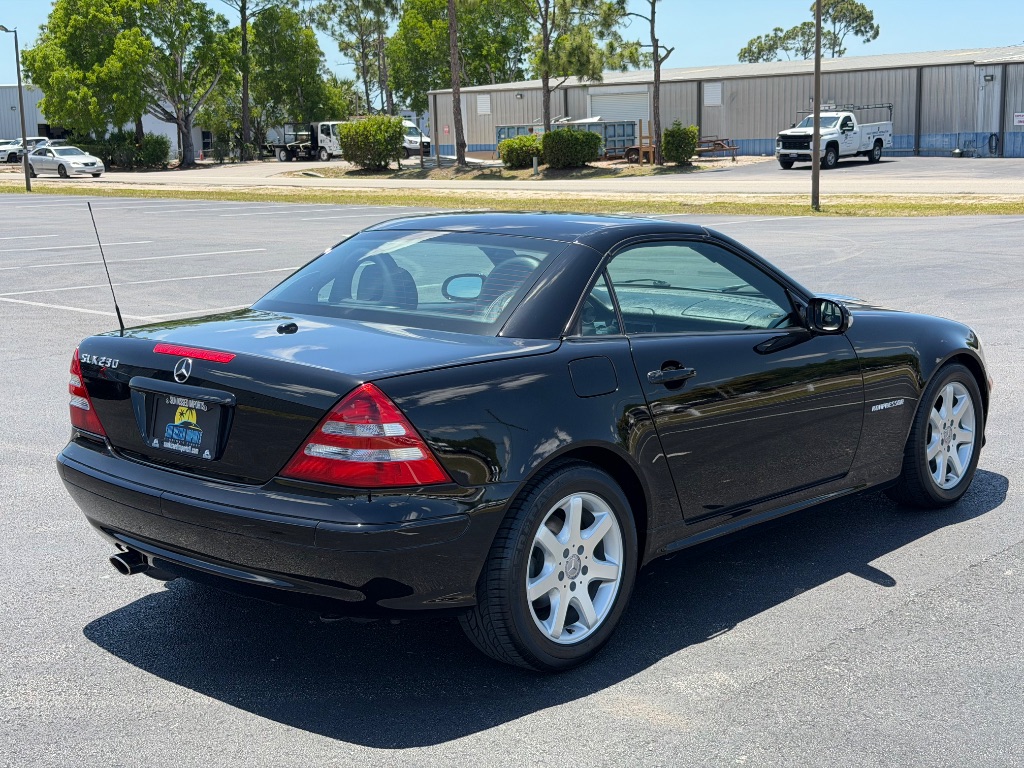 2004 Mercedes-Benz SLK-Class