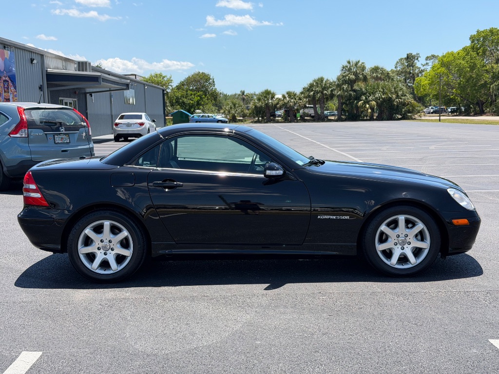 2004 Mercedes-Benz SLK-Class