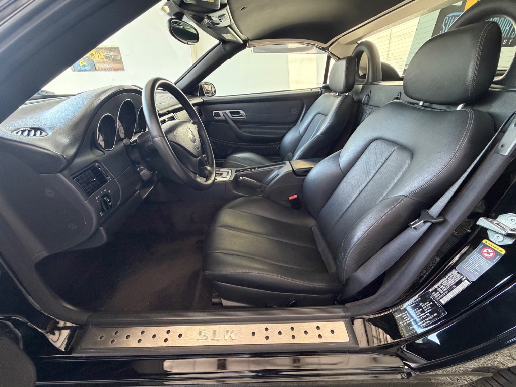 2004 Mercedes-Benz SLK-Class