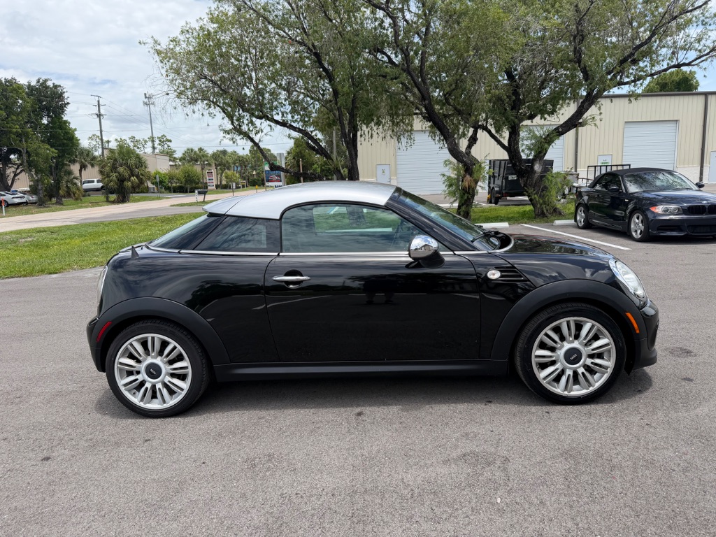 2012 MINI Cooper - $6,500
