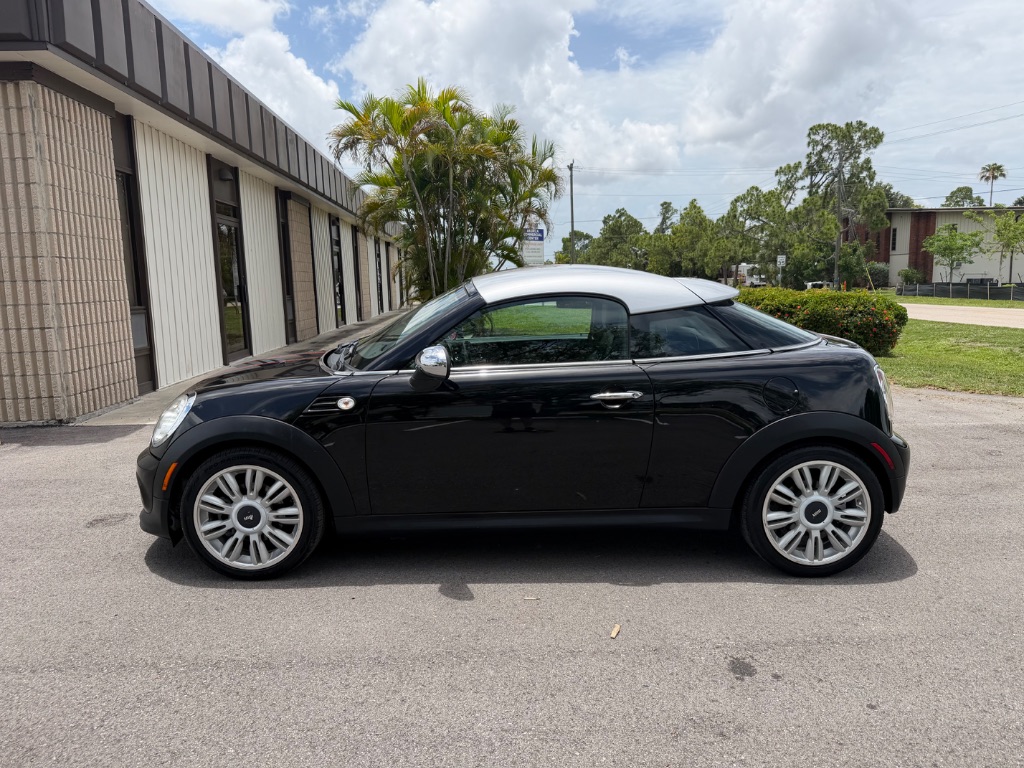 2012 MINI Cooper - $6,500