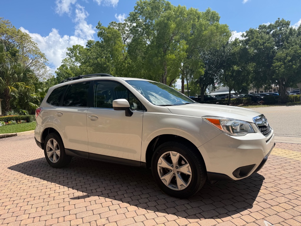 2016 Subaru Forester - $8,900