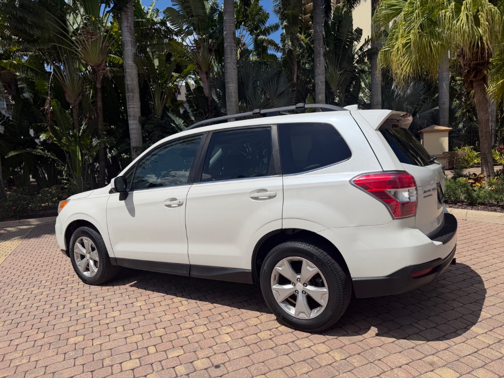 2016 Subaru Forester - $8,900