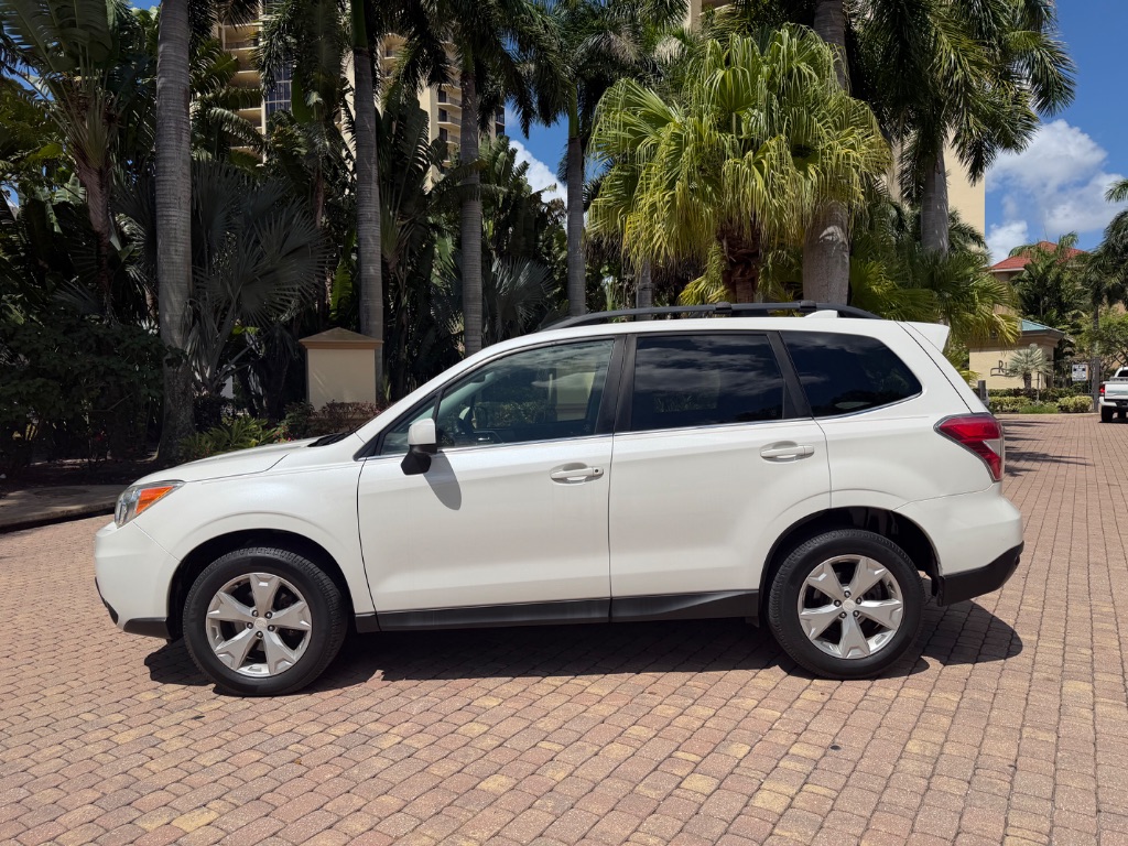 2016 Subaru Forester - $8,900