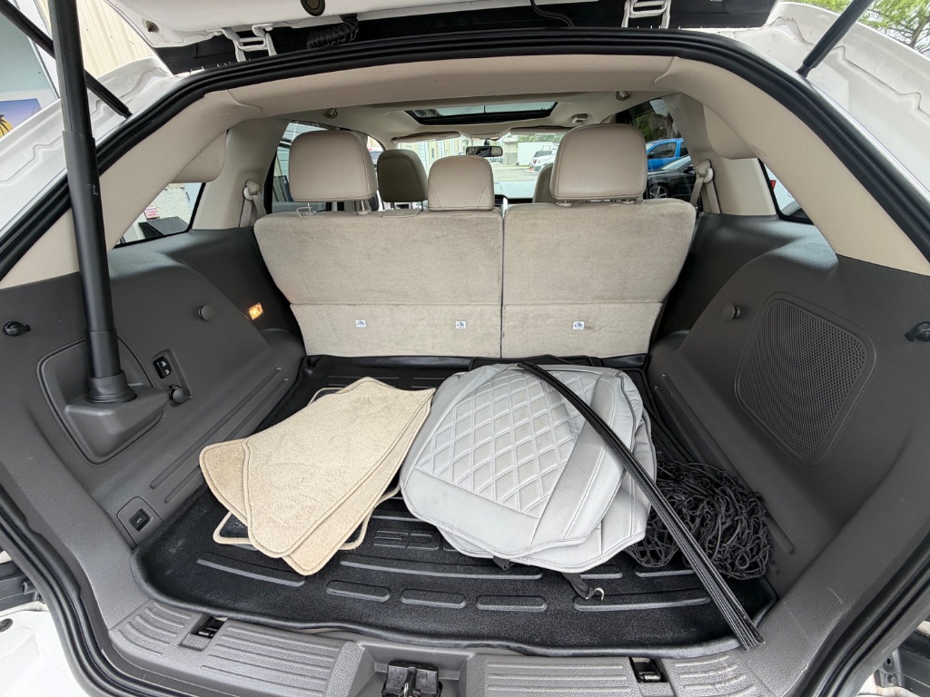 2011 Ford Edge - $7,300