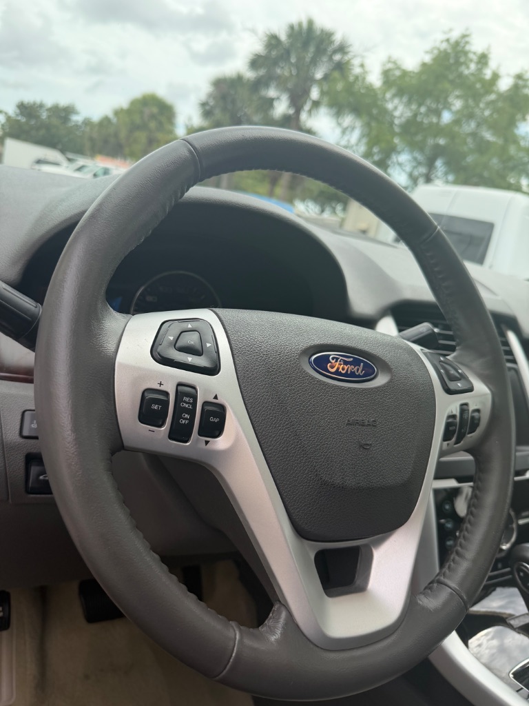 2011 Ford Edge - $7,300