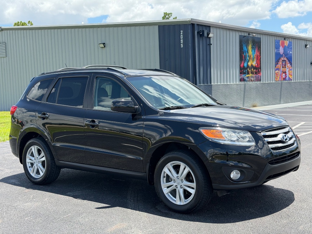 2012 Hyundai Santa Fe - $5,650