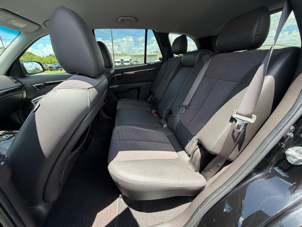 2012 Hyundai Santa Fe - $5,650