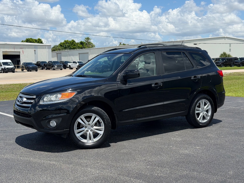 2012 Hyundai Santa Fe - $5,650