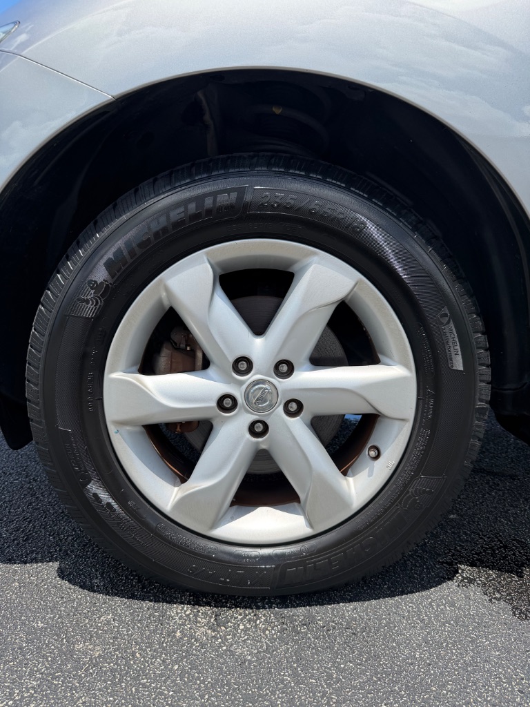 2009 Nissan Murano - $4,800