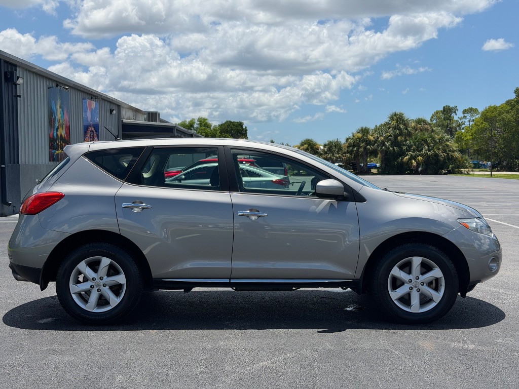 2009 Nissan Murano - $4,800