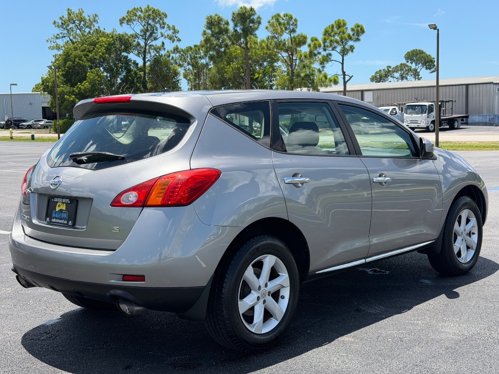 2009 Nissan Murano - $4,800