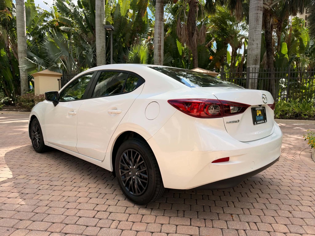 2018 MAZDA MAZDA3 - $12,900