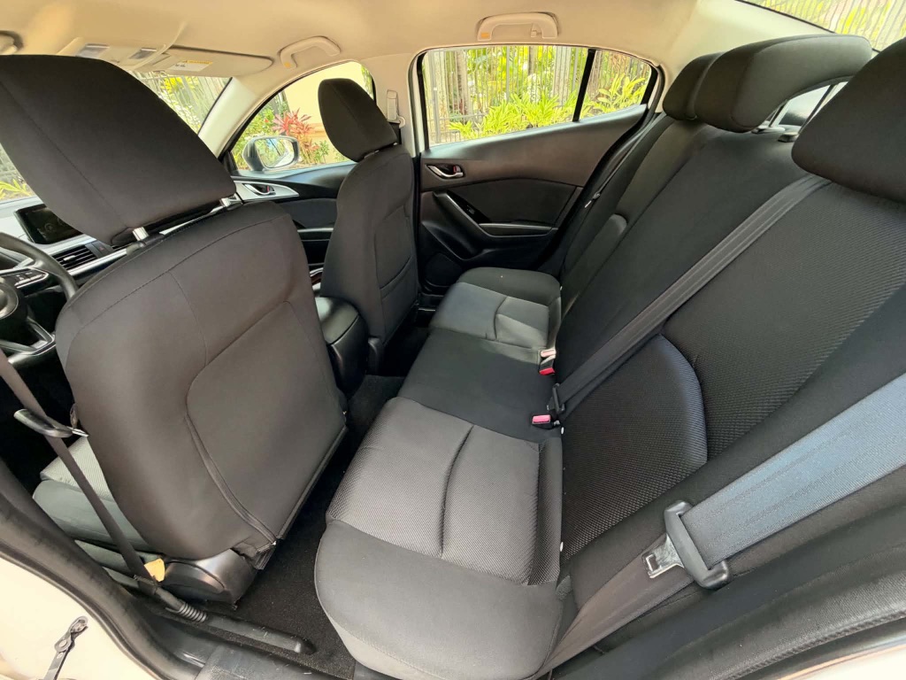 2018 MAZDA MAZDA3 - $12,900
