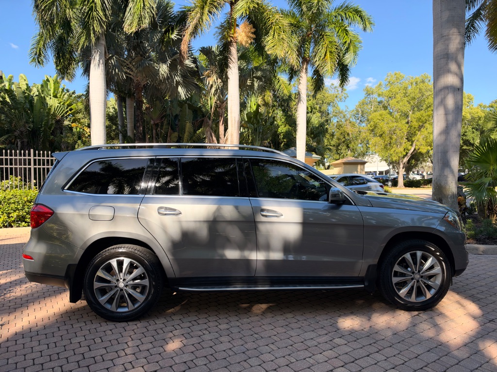 2014 Mercedes-Benz GL-Class - $12,900