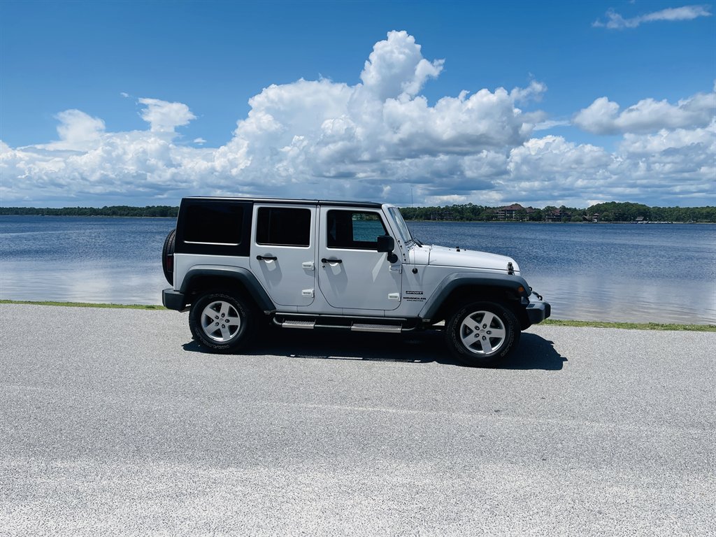 2017 Jeep Wrangler Unlimited Sport photo