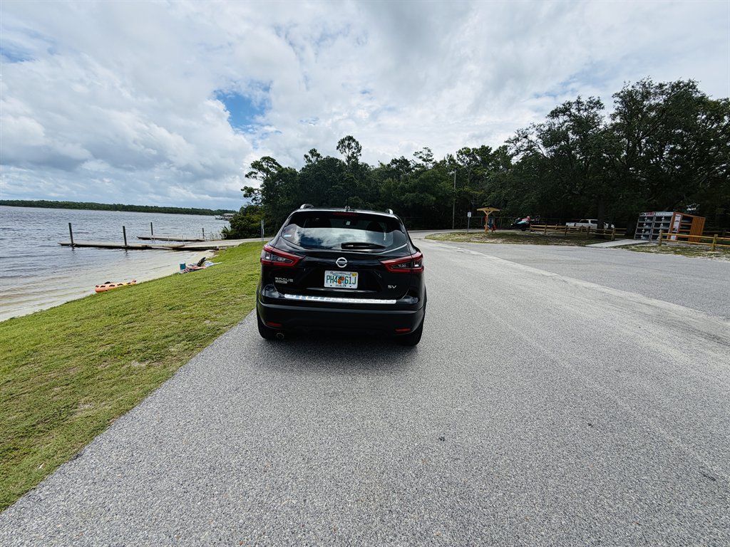 2020 Nissan Rogue - $15,999