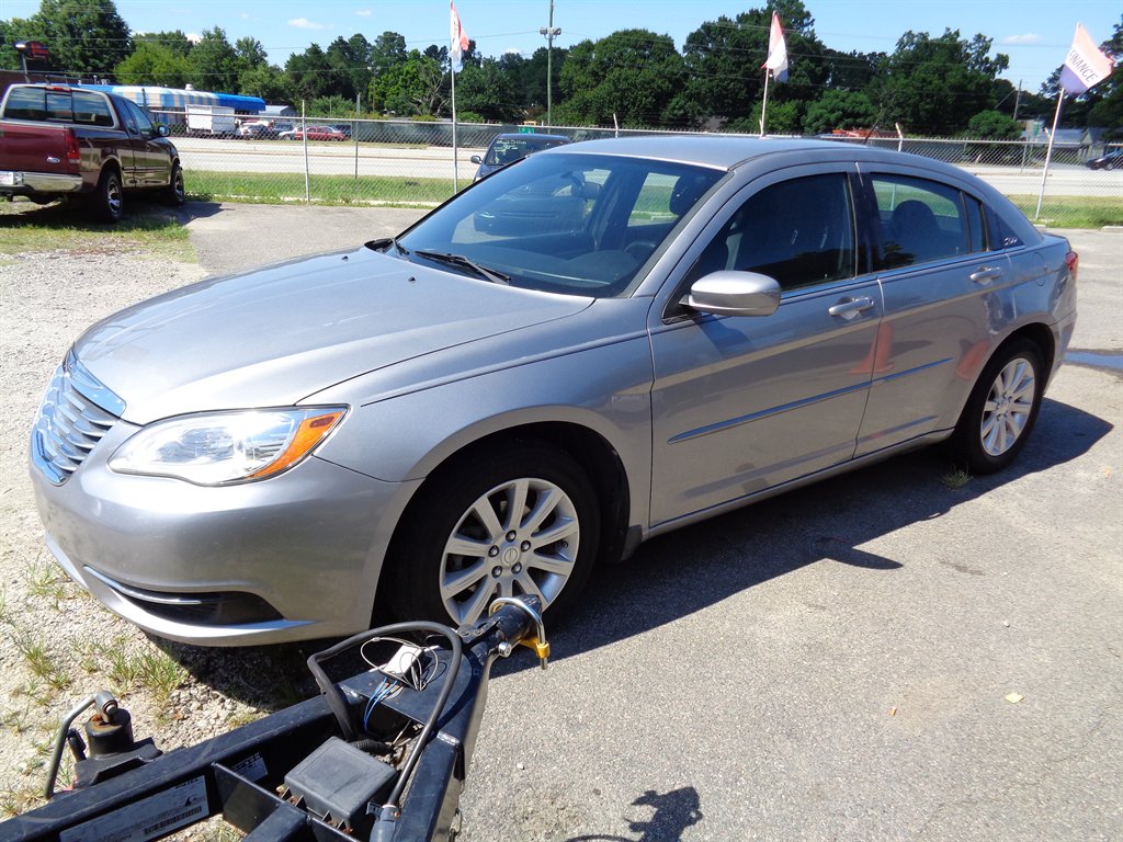 2013 Chrysler 200 Touring