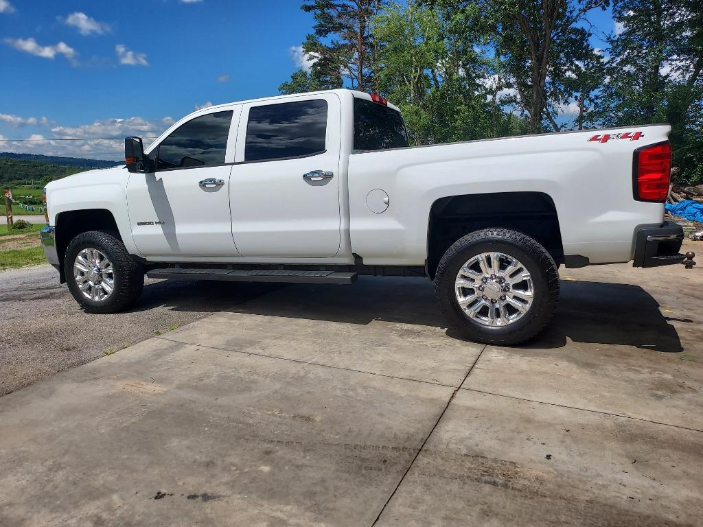 2019 Chevrolet Silverado 2500 W/T photo