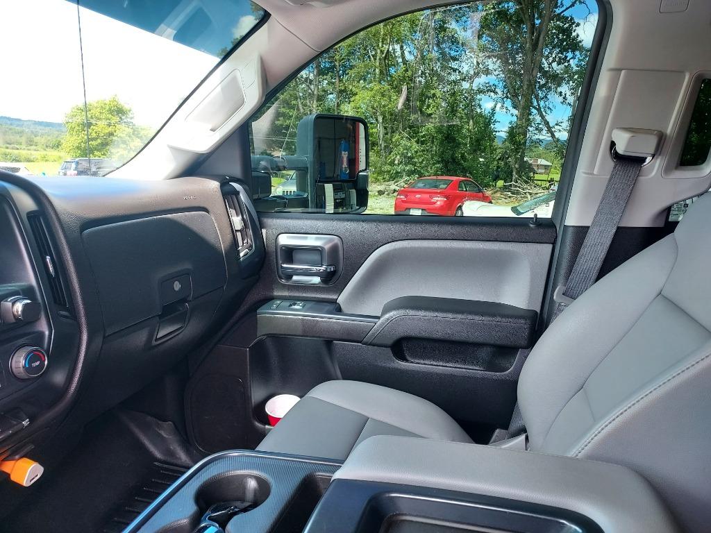 2019 Chevrolet Silverado 2500 W/T photo