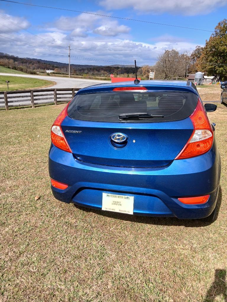 2015 Hyundai Accent GS photo