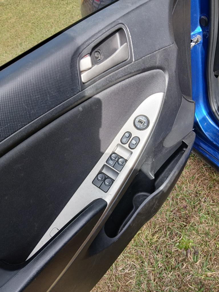 2015 Hyundai Accent GS photo
