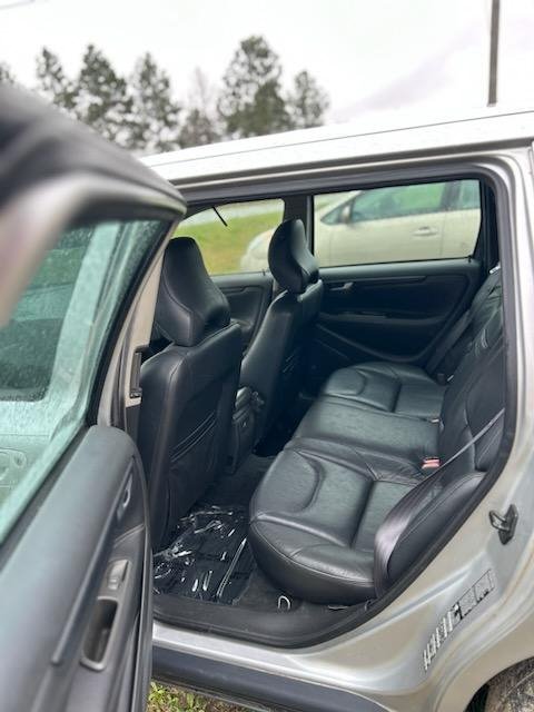 2001 Volvo V70