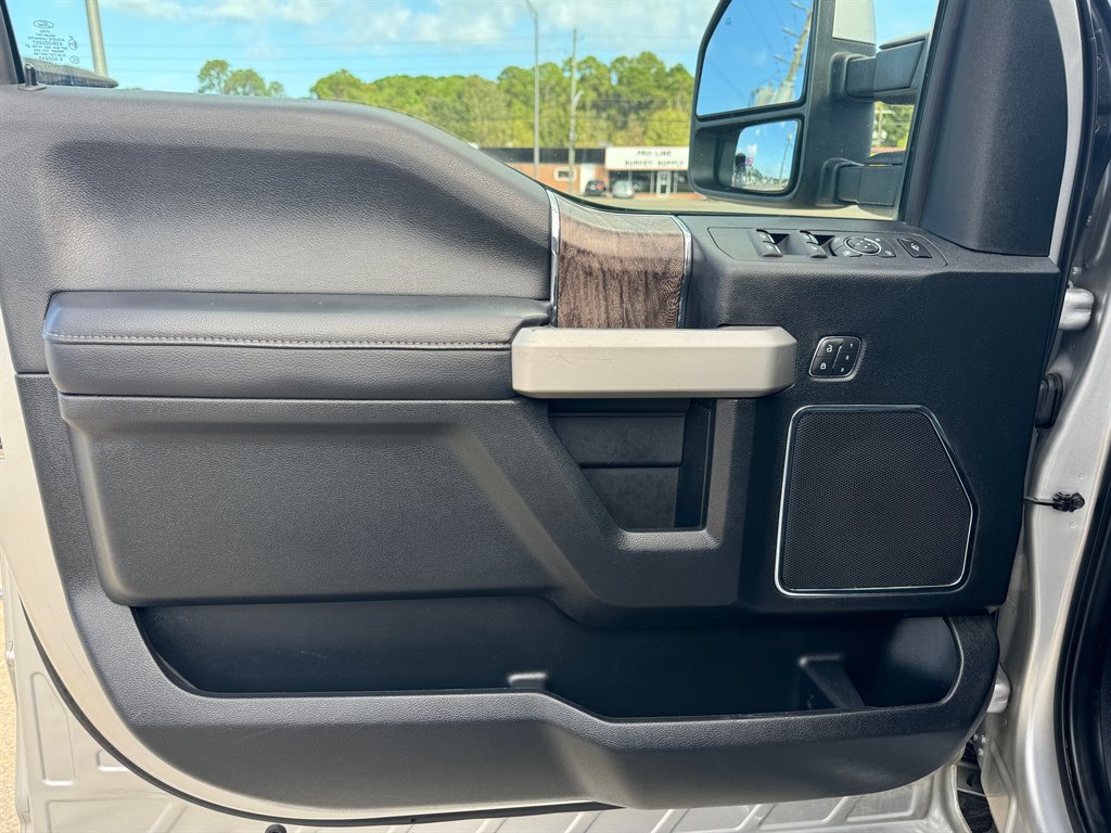 2019 Ford F250sd Lariat photo