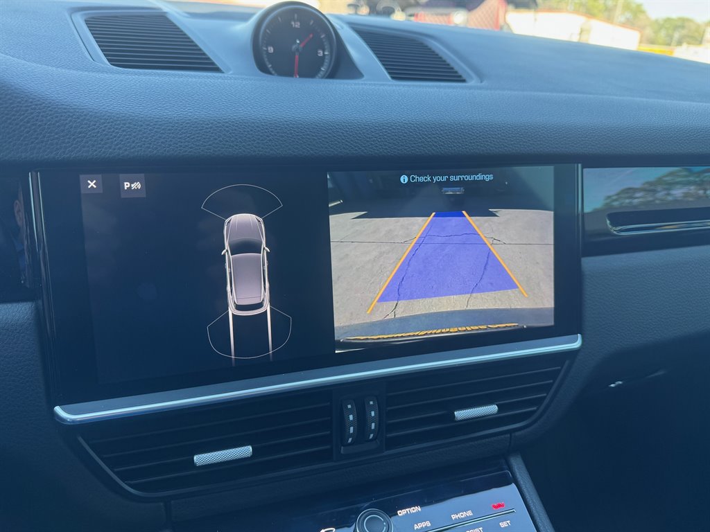 2019 Porsche Cayenne  photo