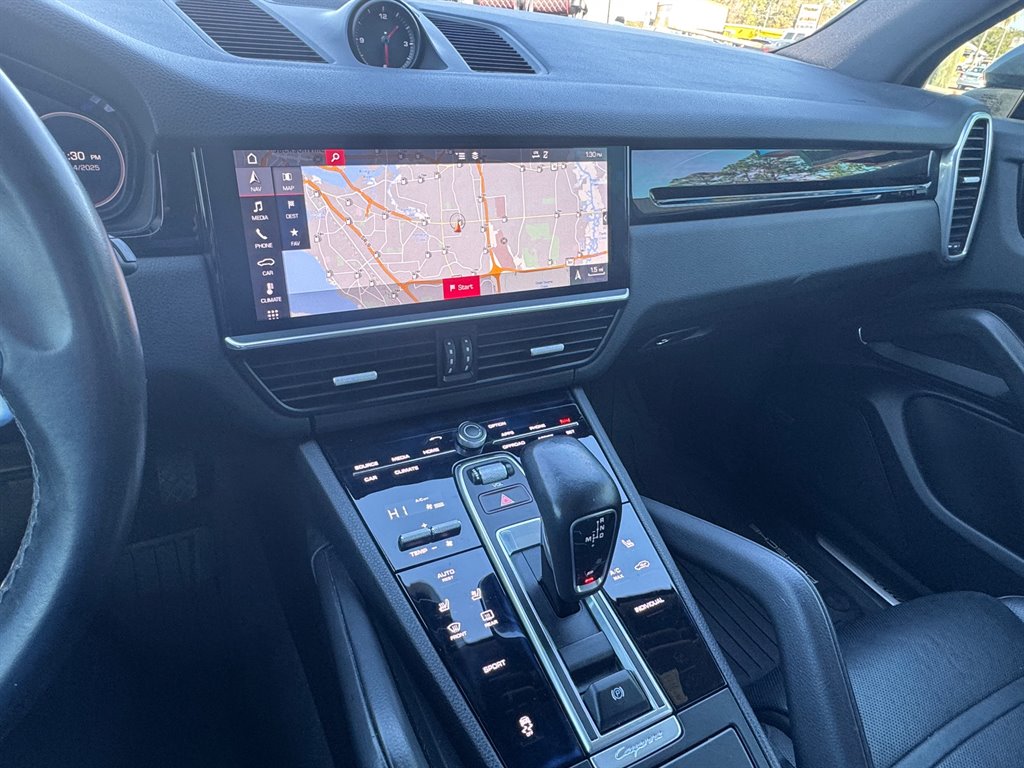 2019 Porsche Cayenne  photo