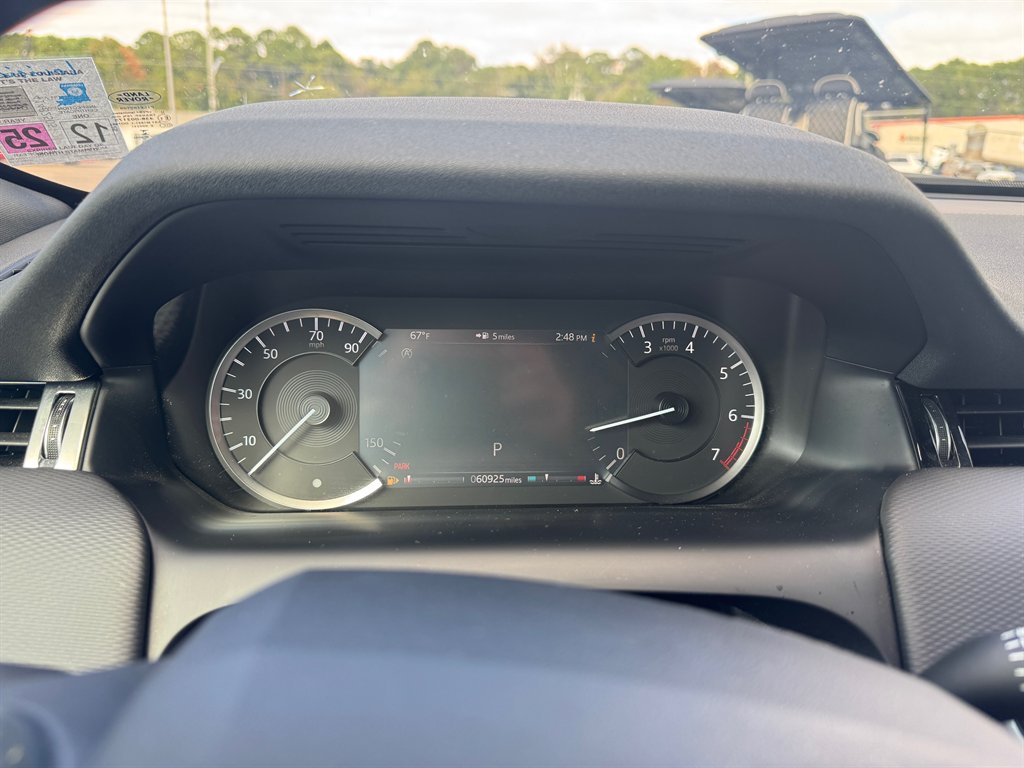 2020 Land Rover Discovery - $19,900