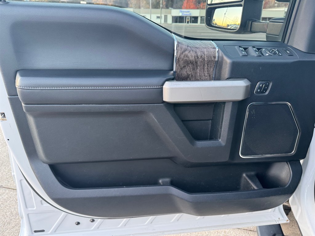 2017 Ford F-250 Super Duty - $36,900