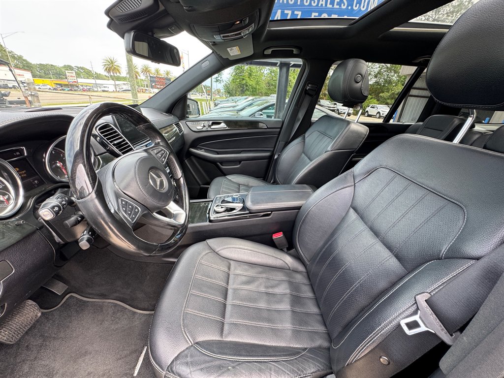 2018 Mercedes-Benz GLS - $19,900