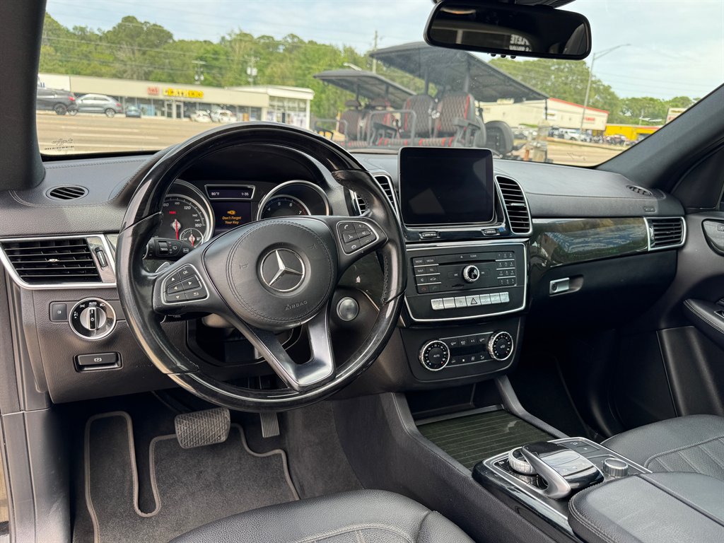 2018 Mercedes-Benz GLS - $19,900