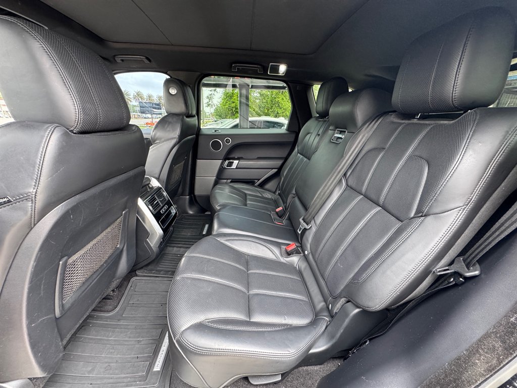2016 Land Rover Range Rover Sport - $16,900