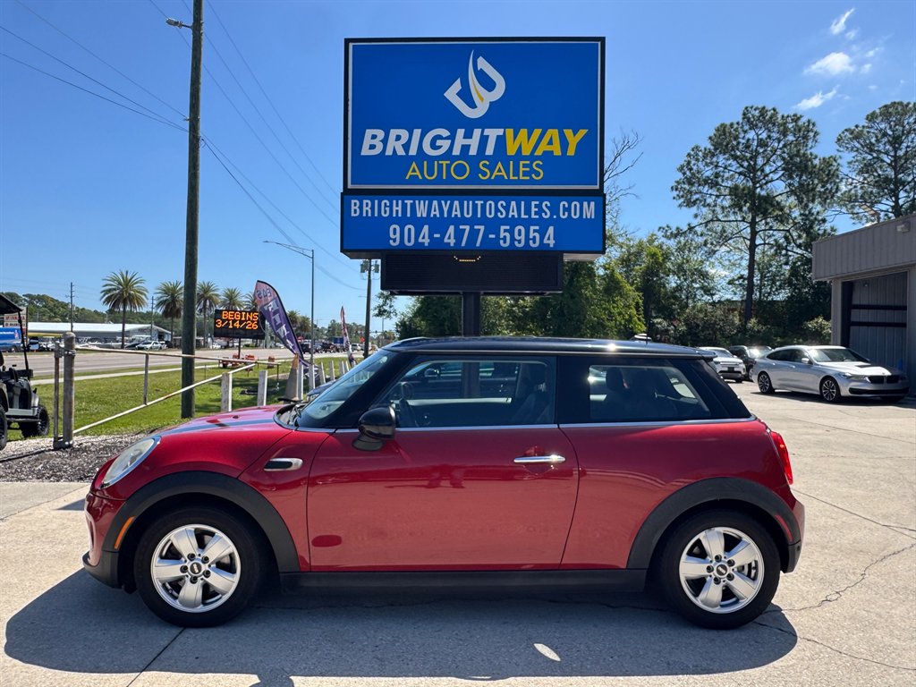 2018 MINI Hardtop - $12,900